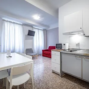 Yid Agnolo Three Bedroom In Firenze